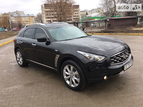 Infiniti FX 37 2011