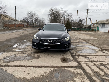 Infiniti Q50 2013