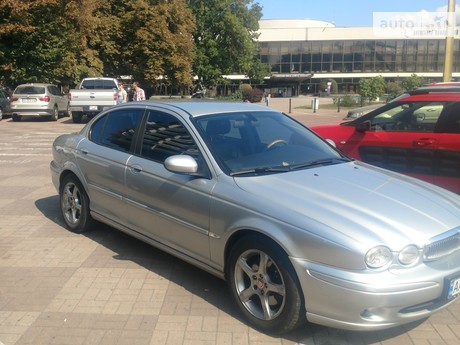 Jaguar X-Type