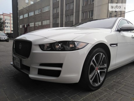 Jaguar XE 2017