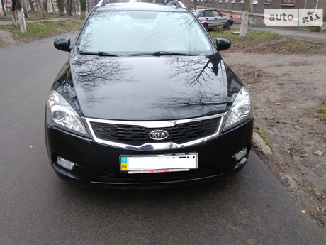 Kia Ceed SW 2011