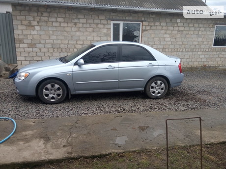 Kia Cerato 2005