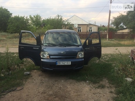 Kia Pregio пасс. 2005