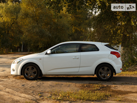 Kia ProCeed 1.6 AT (130 л.с.) 2010