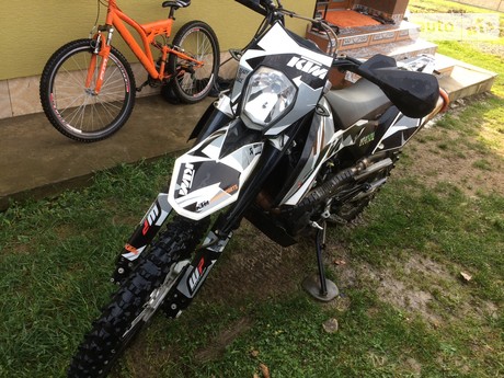 KTM 690 2011