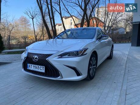 Lexus ES 2019 в Ивано-Франковске