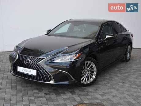 Lexus ES 2025 в Киеве