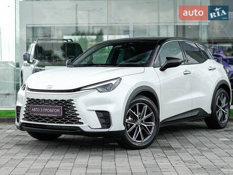 Lexus LBX 2023 в Львове