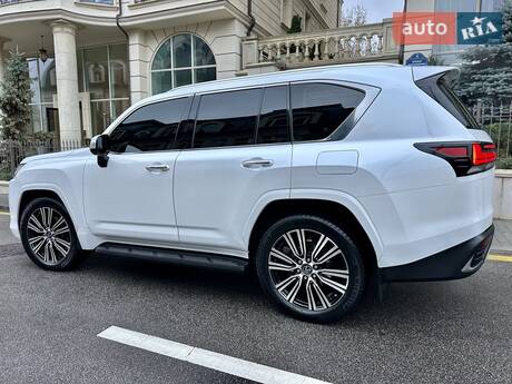 Lexus LX 2022 в Киеве