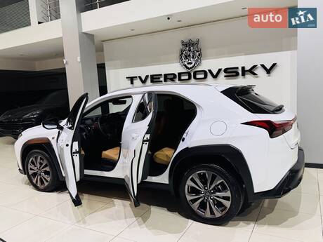 Lexus UX 2023 в Одесі