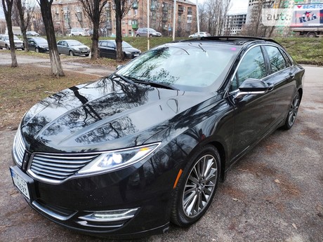 Lincoln MKZ 2014