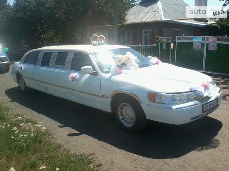 Lincoln Town Car 2000