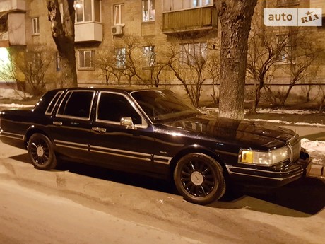 Lincoln Town Car