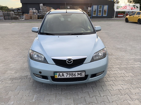 Mazda 2 2004