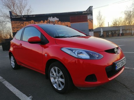 Mazda 2