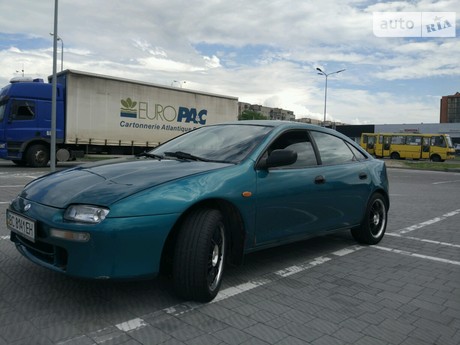 Mazda 323 1995