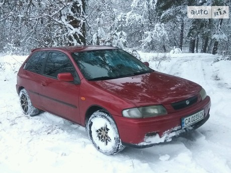 Mazda 323 1998