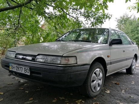 Mazda 626 1990