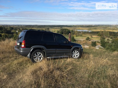 Mazda Tribute