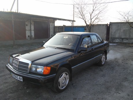190 Mercedes-Benz 190