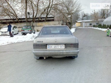 Mercedes-Benz 190 1988