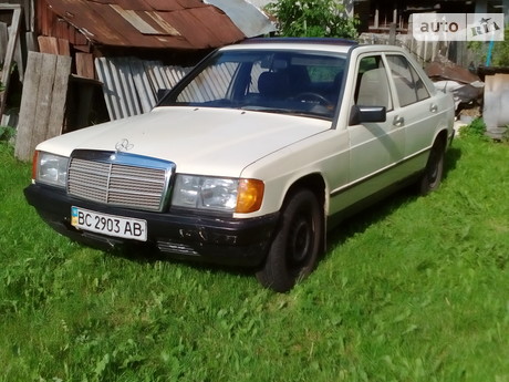 Mercedes-Benz 190