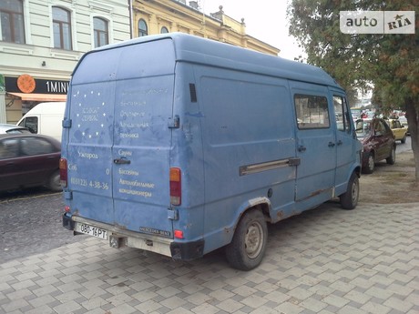 Mercedes-Benz 210 груз. 1993