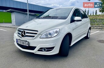 Mercedes-Benz B-Class 2011