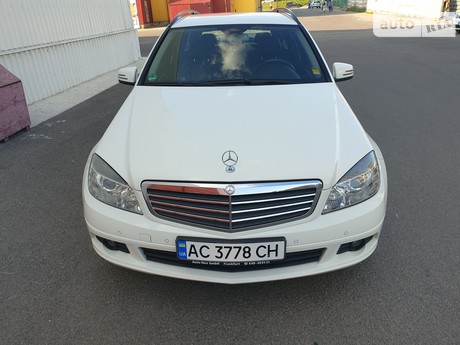 Mercedes-Benz C 200