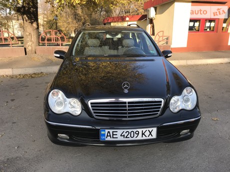 Mercedes-Benz C 200