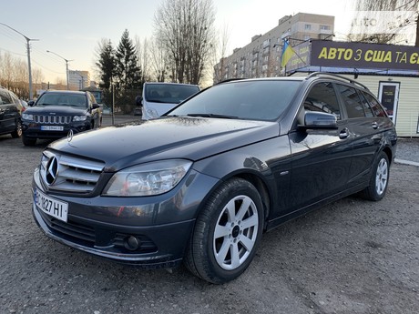 Mercedes-Benz C 220