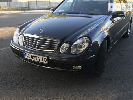 Mercedes-Benz E 200 2003