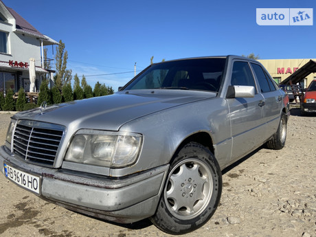 Mercedes-Benz E 320 1994