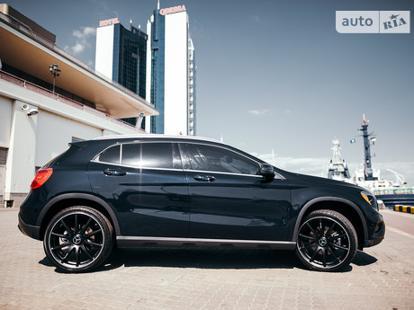 Mercedes-Benz GLA-Class 2018