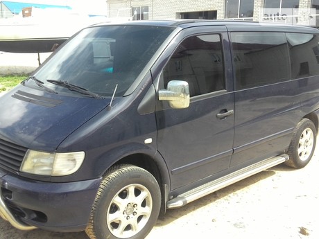 Mercedes-Benz Vito пасс. 2003