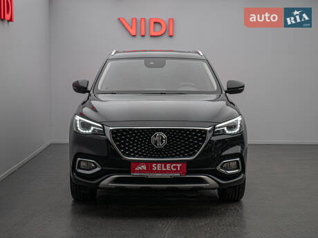 MG HS 2021 в Киеве