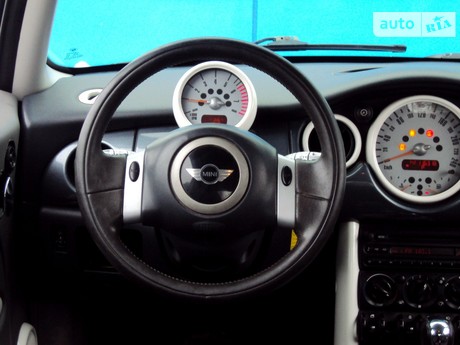 MINI Cooper 2003