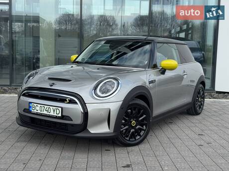 MINI Cooper 2023 в Львове