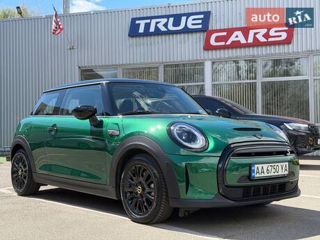 MINI Cooper 2023 в Киеве