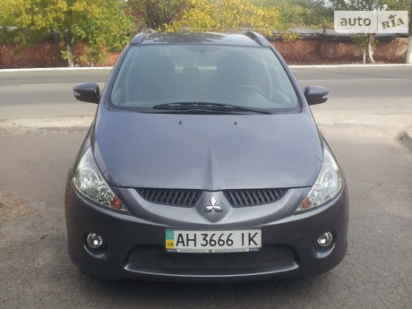 Mitsubishi Grandis 2008