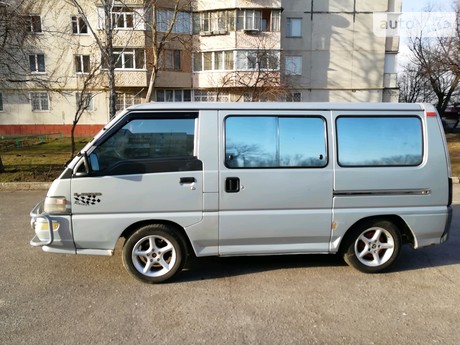 L 300 пасс. Mitsubishi L 300 пасс.