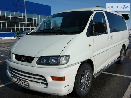 Mitsubishi L 400 пасс. 1999 Mitsubishi L 400 пасс. 1999