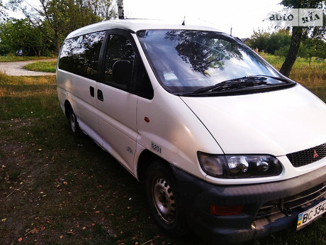 Mitsubishi L 400 пасс. 2000