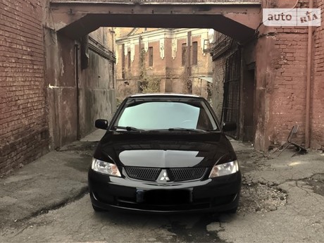 Mitsubishi Lancer