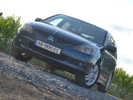 Mitsubishi Lancer