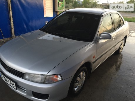 Mitsubishi Lancer 1996