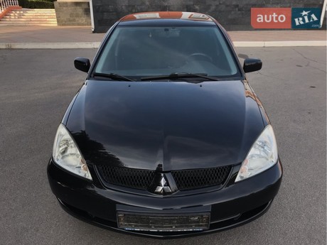 Lancer Mitsubishi Lancer