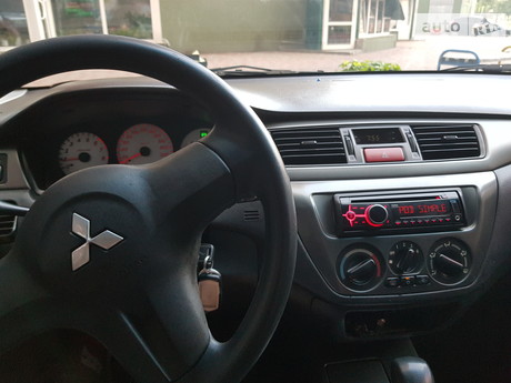 Mitsubishi Lancer