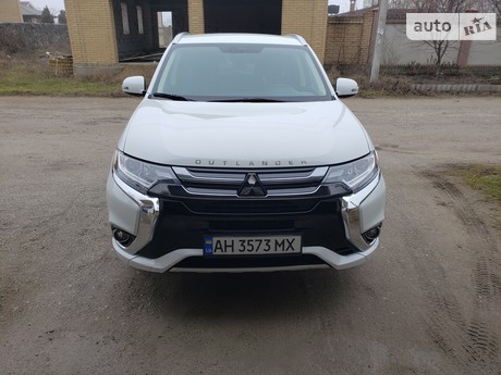 Mitsubishi Outlander PHEV