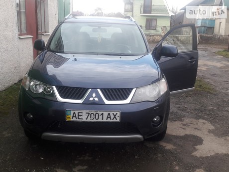 Mitsubishi Outlander XL 2.4 CVT (170 л.с.) 2007